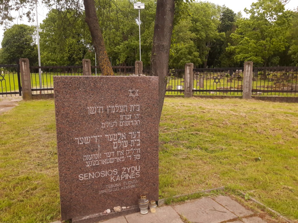 Kauno Žaliakalnio žydų kapinės