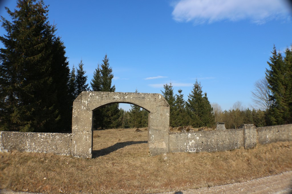 Kavarsko žydų naujosios kapinės